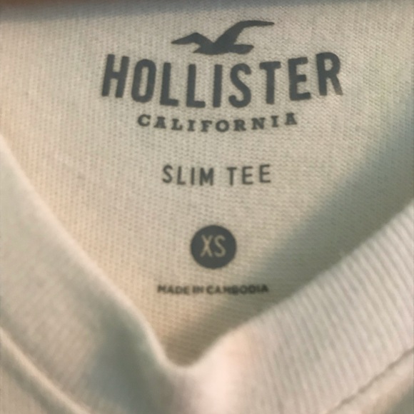 TWO Hollister slim tees - Picture 3 of 5